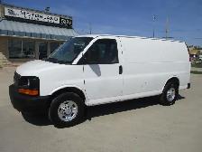 2016 Chevrolet Express Cargo Van RWD 2500 135'
