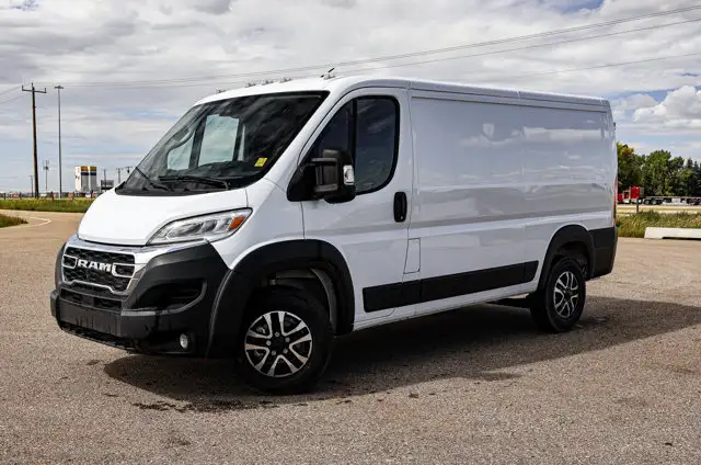 2025 Ram ProMaster Cargo Van SLT