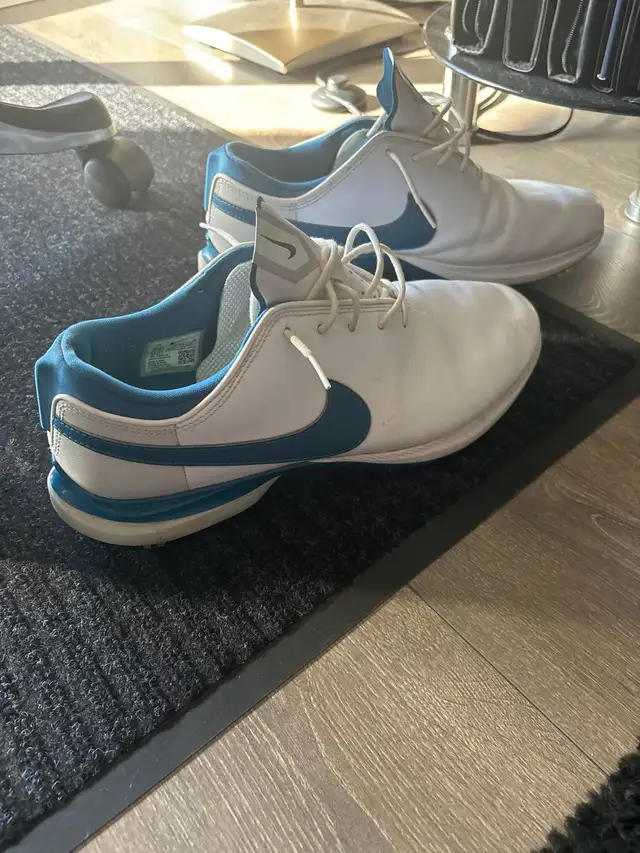 MENS NIKE GOLF SHOES