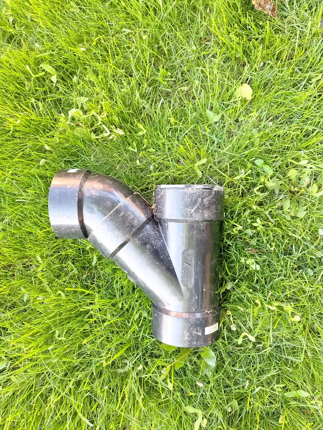 Plumbing pipe connector 3 x 3 x2