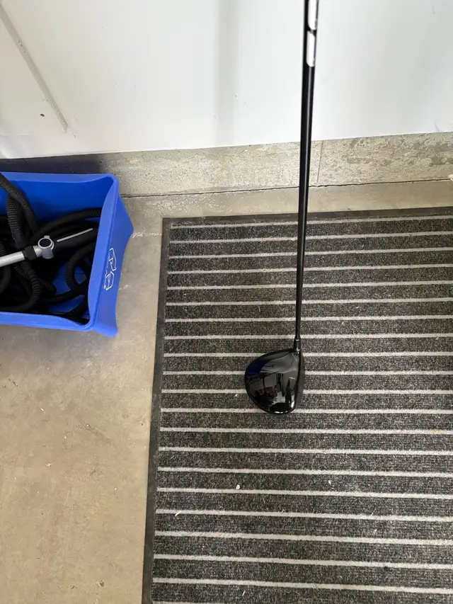 Titleist Driver Shaft (Hzrdus Stiff Flex)