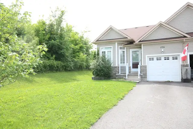 Townhome For Rent - 276 Tobin Crt, Peterborough