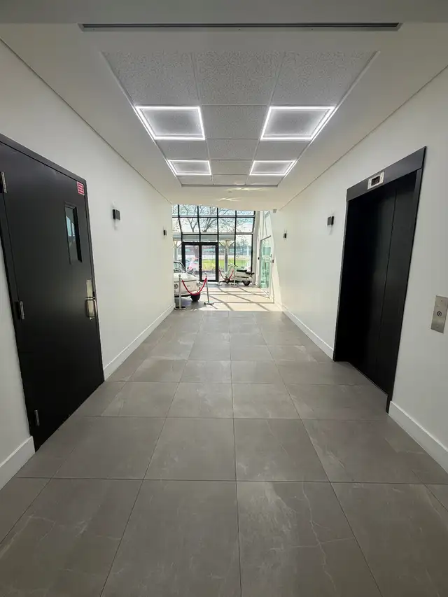 ESPACE COMMERCIAL A LOUER-Rez-de-chaussée