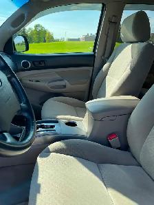 Toyota Tacoma -2008 - Mint Condition - Photo 7