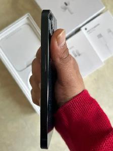 iPhone 13 128gb Pink with minor scuffs Airpods/Adapter/Deliver - Photo 2