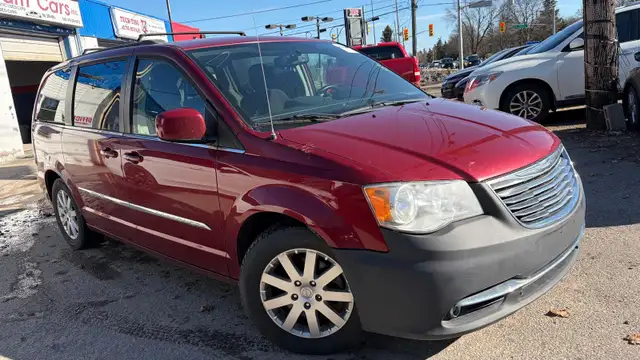 2015 Chrysler Town & Country Touring