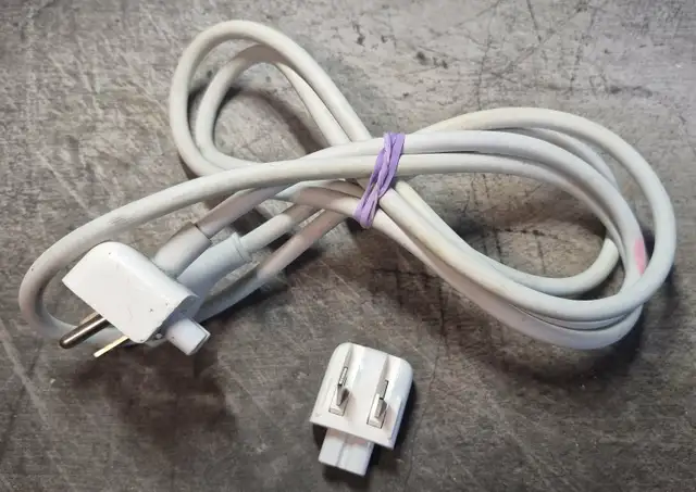 GENUINE APPLE POWER EXTENSION CABLE   DUCKHEAD – MACBOOK CHARGER