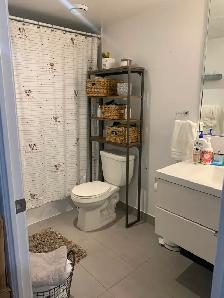 Etobicoke Condo 1BR 1D Unit for Rent - Photo 4