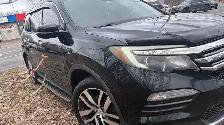 2017 Honda Pilot Touring - Photo 2