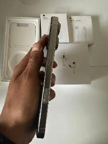 iPhone 16 Pro Max 256GB AIRPODS PKG/DELIVERY - Photo 3