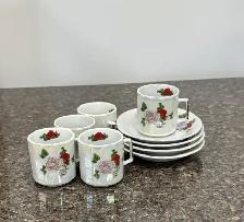 FREE CUPS and SAUCERS - as a bundle - Photo 2