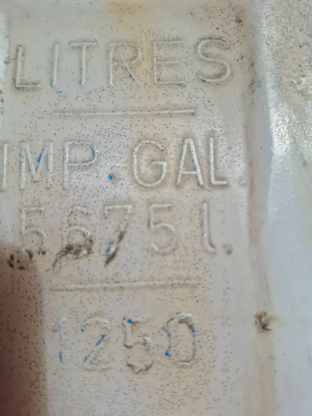 Big water totes