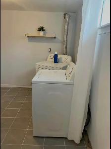 PRIV.BDRM WITH ENSUITE WASHRM IN RENO'D BSMT. INCL UTILITIES - Photo 6