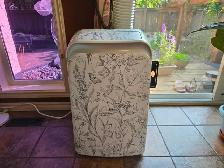 Danby  14000 BTU (700sq.ft) Portable Air Conditioner - Photo 6