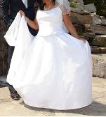 SAY YES TO OUR NEW BRIDE'S WEDDING DRESS