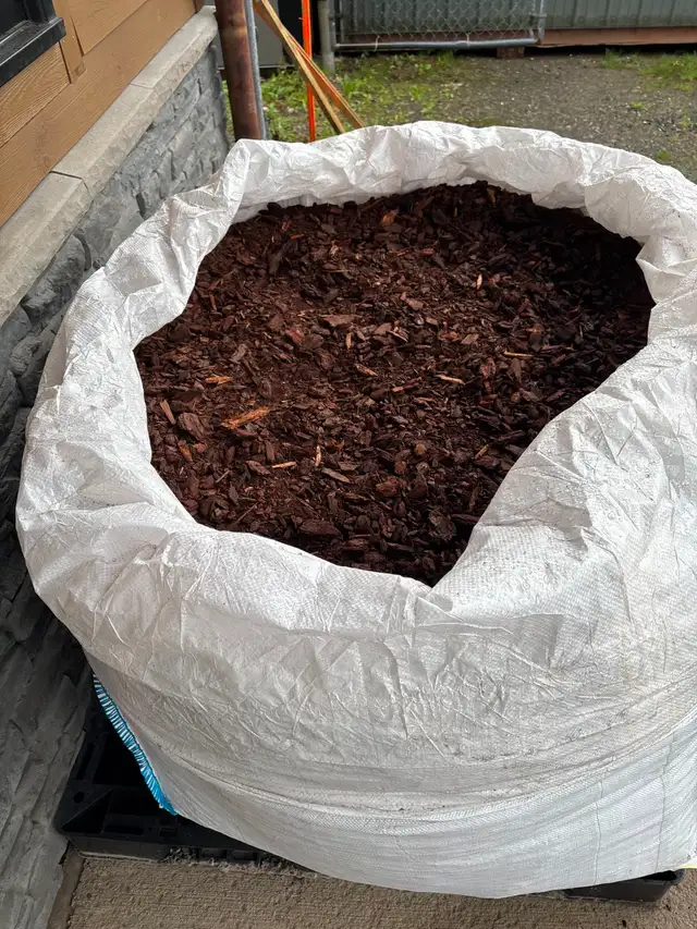 Flowerbed Mulch