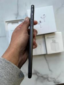 iPhone 8 plus 256GB Airpods pkg/Delivery - Photo 2