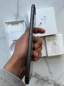 iPhone 8 plus 256GB Airpods pkg/Delivery - Photo 4