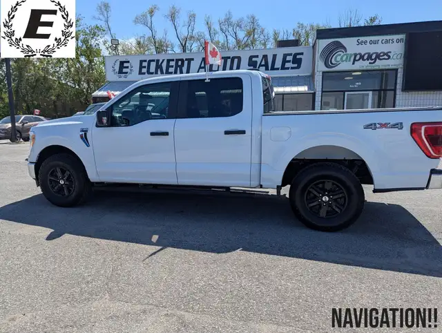 2022 Ford F 150 CREW CAB 4X4 WITH NAVIGATION!