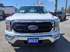 2022 Ford F 150 CREW CAB 4X4 WITH NAVIGATION! - Photo 3