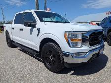 2022 Ford F 150 CREW CAB 4X4 WITH NAVIGATION! - Photo 4