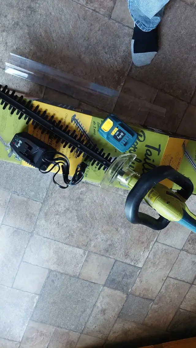 Radley Hedge Trimmer