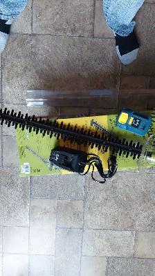 Radley Hedge Trimmer - Photo 2