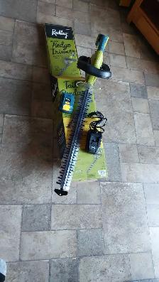 Hedge Trimmer - Photo 3