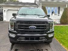 2021 Ford Lariat F150 - Photo 2