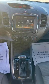 2018 Kia Forte LX - Photo 12