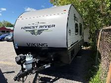 Brand New Viking 17' Travel Trailer Here At Need A Car Oshawa - Photo 4