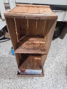 VINTAGE WOOD CRATE - Photo 2