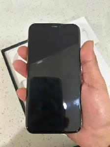iPhone 11 pro 128GB AirPods/Charger Bundle/Delivery - Photo 3
