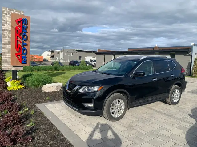 2017 Nissan Rogue SV AWD $132.93 Biweekly