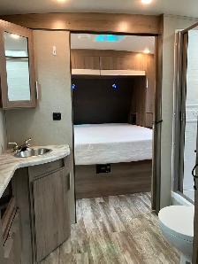2021 Grand Design, Rear Living, UWV 6106LB, GVWR 7495LB - Photo 8