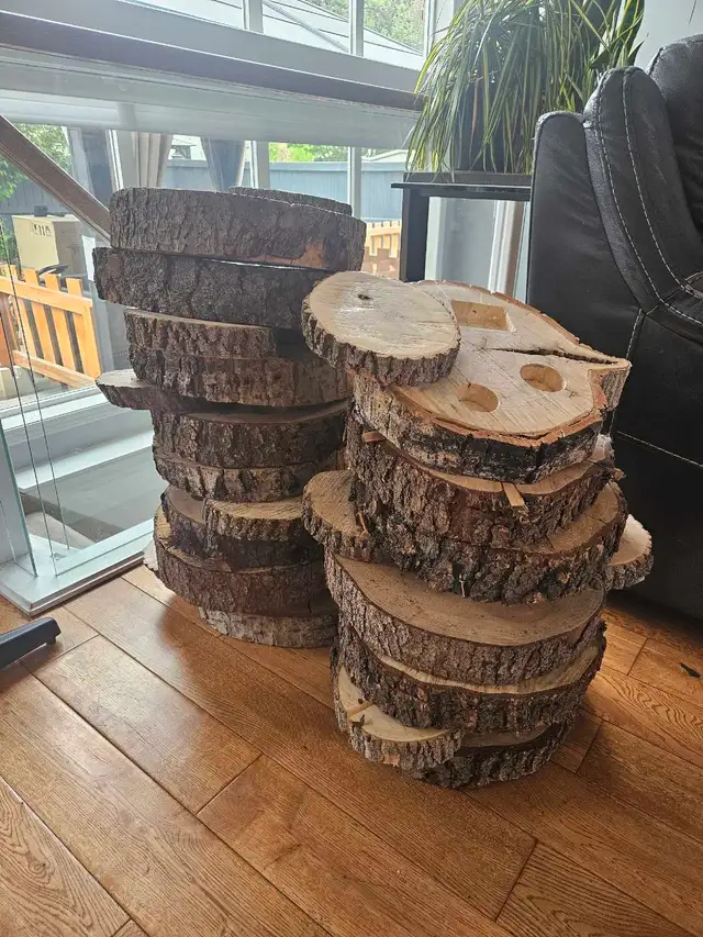 Wooden Center Pieces
