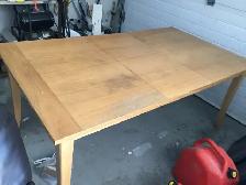 Dining table and chairs - Photo 2