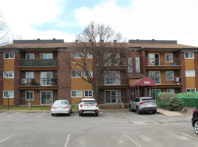 Condo 4 1/2  lumineux, rénové  près de l’Université Laval