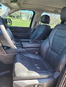 2023 Toyota Tundra Limited — Black — Excellent Condition - Photo 7