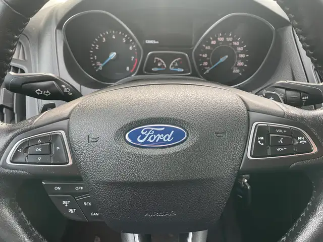 2015 Ford Focus SE mint condition
