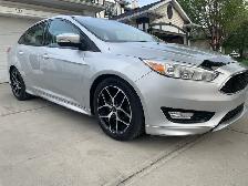 2015 Ford Focus SE mint condition - Photo 5