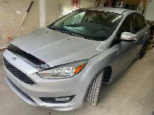 2015 Ford Focus SE mint condition - Photo 8