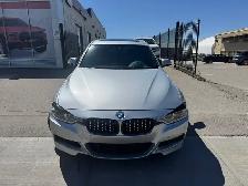 2018 BMW 3-Series 330i xDrive - Photo 2