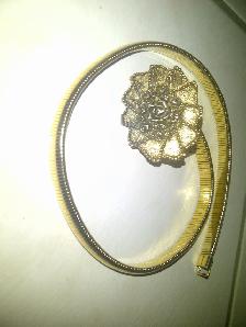 BELLE CEINTURE NEUVE LAITON 22'x26'DE LONG  FEMME OU ADO: $5.00 - Photo 2