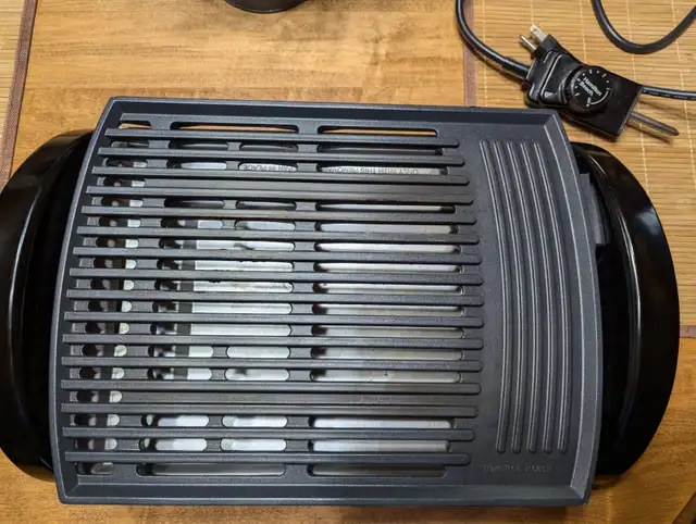 Indoor/Outdoor Smokeless Grill