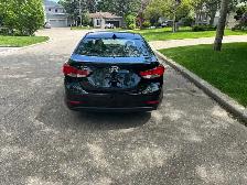 Hyundai Elantra - Photo 6
