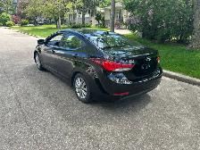 Hyundai Elantra - Photo 7