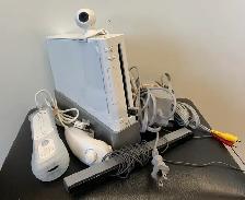 Nintendo WII W/Access