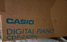 Casio Digital Piano (CDP-230R) - Photo 6