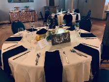 Experienced Server / Bartender - Photo 12